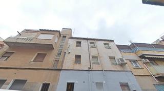 Appartement  C/ amadeu. Solvia inmobiliaria  piso sant boi de llobregat
