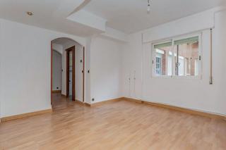 Pis  C/ soto hidalgo. Solvia inmobiliaria  piso madrid