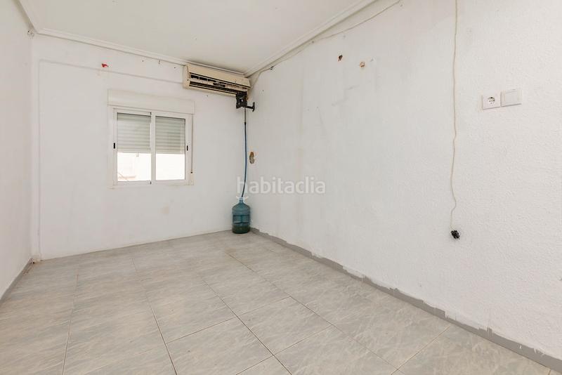 Foto b6248a64-36e4-49d3-9095-2b9e6dc784d1. Appartamento in Zona Calle Valencia Torrent