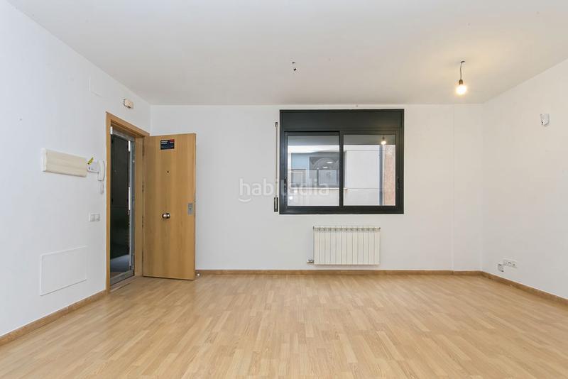 Foto e35a90dc-bcc2-43b0-ac6c-d4e7e2b982d7. Pis amb calefacció a Centre Igualada