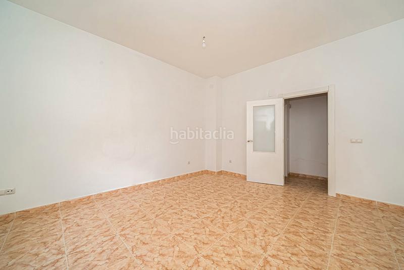 Foto 198b86d0-0d6b-4075-98c1-37317567eb28. Piso solvia inmobiliaria piso en Colonia Madrid Benidorm
