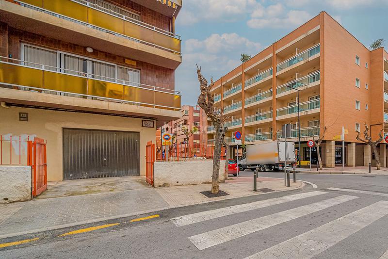 Foto bcc09609-fe99-479b-a56e-848c77af8229. Piso solvia inmobiliaria piso en Colonia Madrid Benidorm