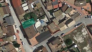 Rural plot  C/ la cera. Solvia inmobiliaria  terreno con edificación zeneta