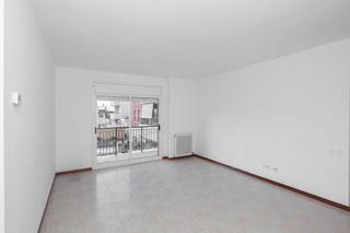 Appartement  C/ hoquei. Solvia inmobiliaria  piso terrassa
