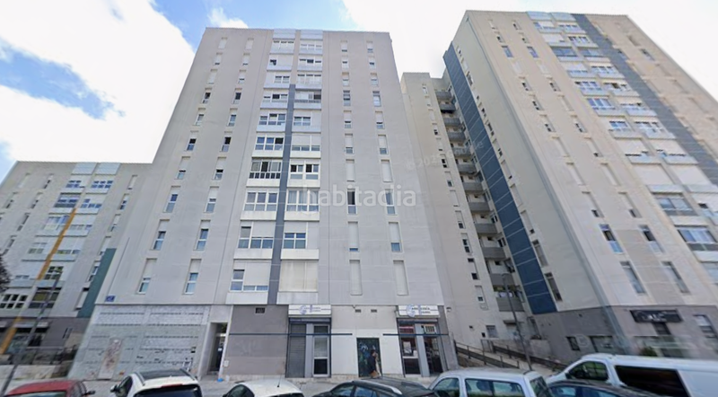 Foto aaaacce4-e964-42b9-a5c5-f857ced05c76. Local comercial a Plantío - Alcampo Burgos