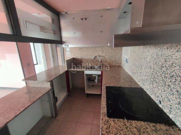 Foto 1296b755-102f-41ad-9f87-25edeb4cf00b. Pis a Plaça Europa - Port Aventura Salou