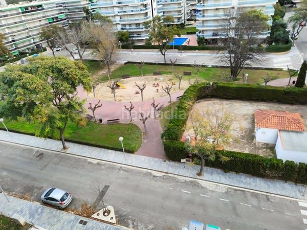 Foto 2861b7c8-8aaa-40a3-8ade-d4269c5c740f. Pis a Plaça Europa - Port Aventura Salou