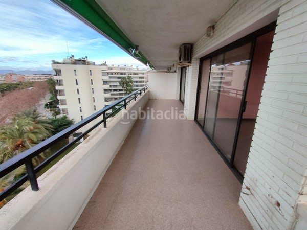 Foto 3b8fb3bc-201e-4f79-bfbe-0d6fc9f537d1. Pis a Plaça Europa - Port Aventura Salou