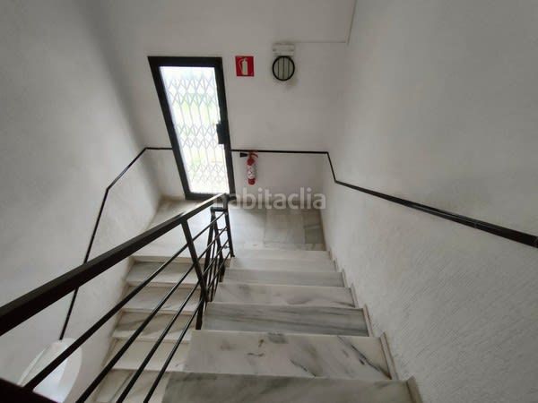 Foto 6d8cff7d-8fde-40f1-bafb-67c8f4f4af32. Pis a Plaça Europa - Port Aventura Salou