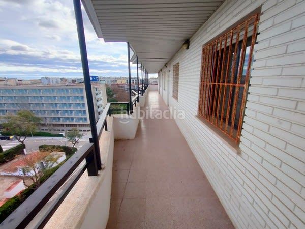 Foto 9dd59ab6-3e89-4e48-abfa-663ab3a3f6ea. Pis a Plaça Europa - Port Aventura Salou