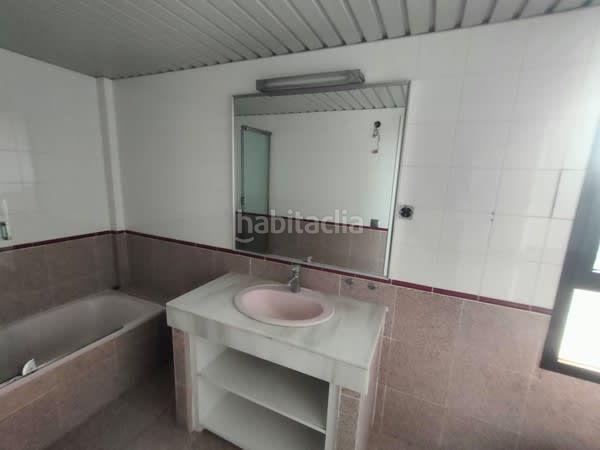 Foto dc6b6889-43a7-4b77-b841-95a3890e3f10. Pis a Plaça Europa - Port Aventura Salou