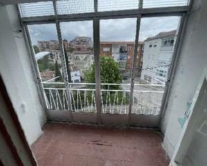 Appartement  C/ san antonio de texas. Solvia inmobiliaria  piso béjar