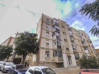 Appartement  C/ venerable madre molas. Solvia inmobiliaria  piso reus