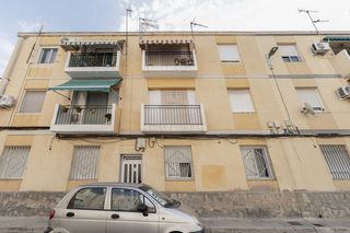 Pis  C/ bellas artes. Solvia inmobiliaria  piso elda
