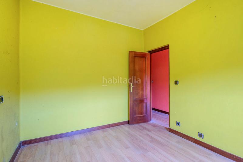 Foto 3cb850bc-6a6c-4214-b093-797a99ea2738. Chalet solvia inmobiliaria chalet independiente ambiedes en Langreo