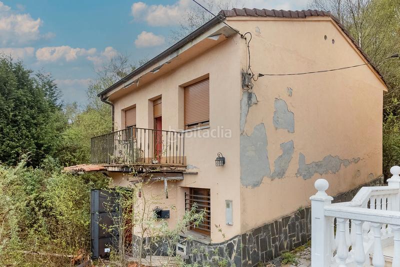 Foto 67120b19-4f26-4a34-8a87-ee060b3a3f8f. Chalet solvia inmobiliaria chalet independiente ambiedes en Langreo