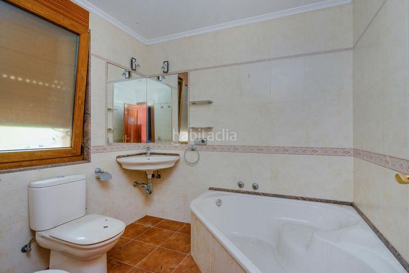 Foto d2aeb712-41fa-4d0e-8692-9ffcc48ecdca. Chalet solvia inmobiliaria chalet independiente ambiedes en Langreo
