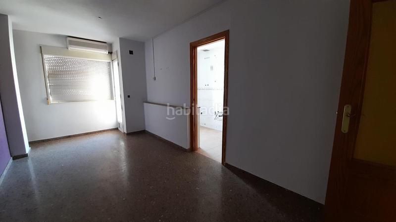 Foto a3e282a4-3440-4d57-a5ff-286850589647. Appartamento con parcheggio in Parque de la Bombilla Llíria