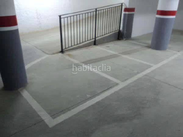 Foto 040b1a74-8004-4322-a53a-a9ab4a23d277. Aparcament cotxe a Centre Viladecans