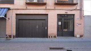 Aparcament cotxe  C/ santiago de la fuente. Solvia inmobiliaria  garaje bargas