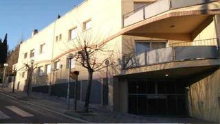 Parking voiture  C/ jacint verdaguer. Solvia inmobiliaria  garaje moto torrelles de llobregat
