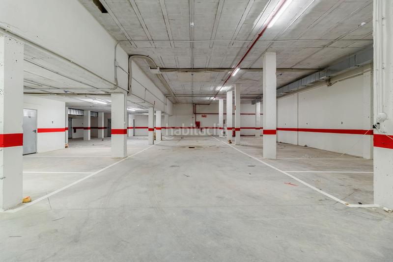 Foto f627d948-ccfb-45b7-aa79-3a115010e7ce. Parking voiture dans El Valle Lucena