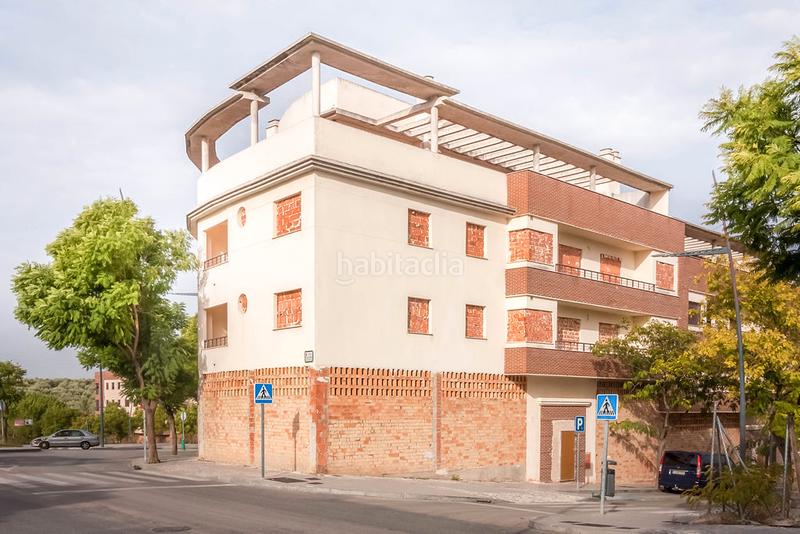 Foto 44ac99c0-30dd-48ef-a8ae-2ba415b028e8. Parking coche solvia inmobiliaria garaje en El Valle Lucena