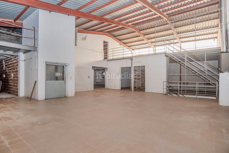 Foto ad71892f-5e70-4834-acfc-acde390146a3. Edificio in El Esparragal Murcia