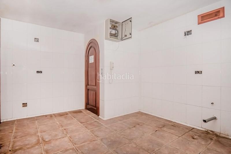 Foto b3303f26-b971-4bba-88ad-e0b7d68801ed. Edificio in El Esparragal Murcia