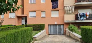 Aparcament cotxe  C/ figueres. Solvia inmobiliaria  garaje banyoles