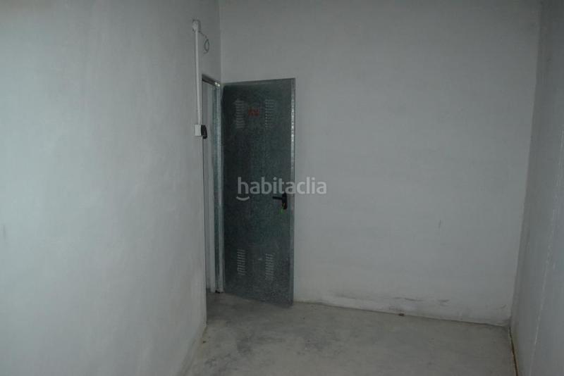 Foto daf54d30-65c1-45c2-90d3-4a43b89f92d4. Parking coche solvia inmobiliaria garaje en Torrox pueblo Torrox