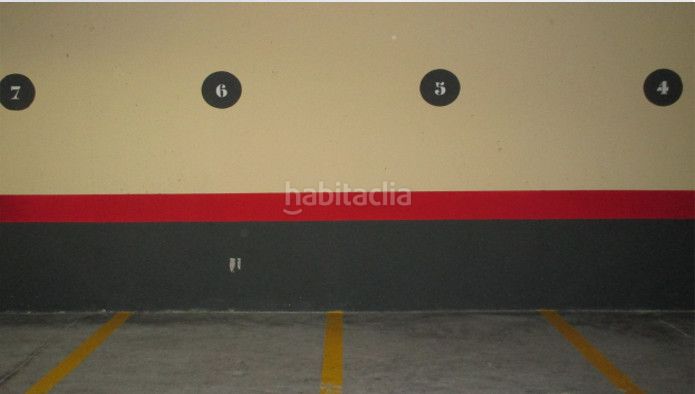 Foto 19279a55-71e2-4a43-b606-07d5b2a47c85. Aparcament cotxe a Las Villas - Valparaiso - El Peral Valladolid