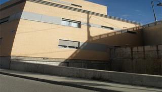 Aparcament cotxe  C/ diego martínez tardesillas. Solvia inmobiliaria  garaje soria