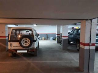 Parking coche  C/ baja. Solvia inmobiliaria  garaje valgañón