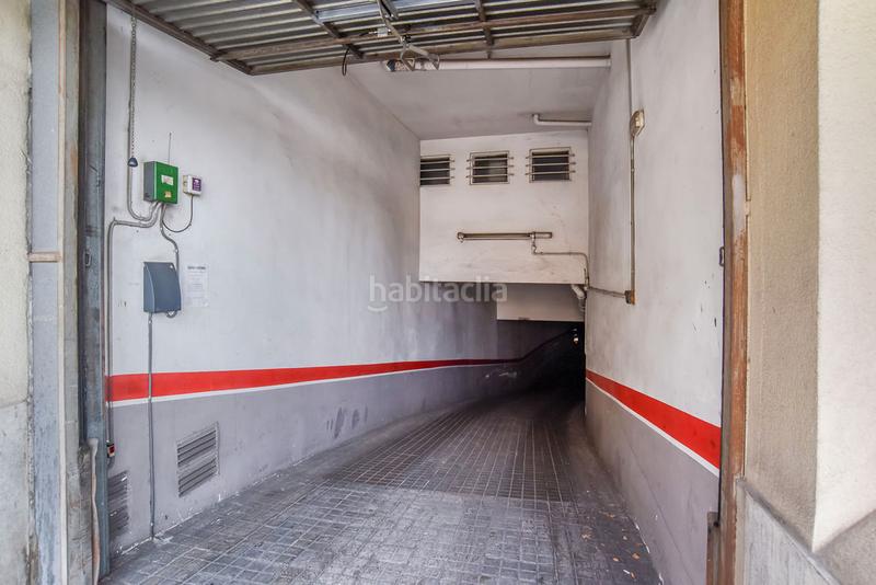 Foto 0a987e03-ff9f-45bb-b04a-a4fabca47480. Posto auto in Hostafrancs Sabadell