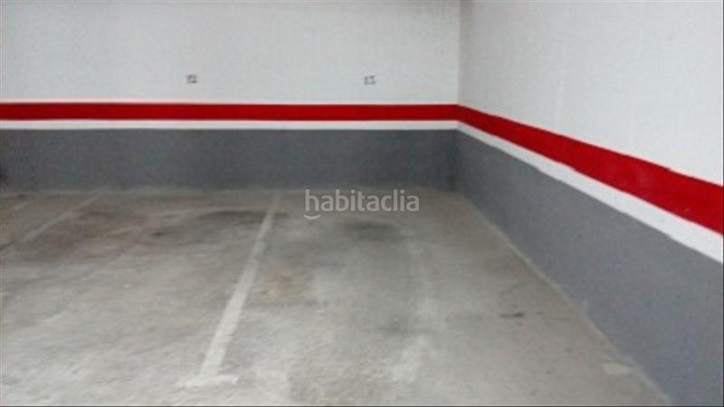 Foto b47fbd39-95f2-4b1a-888b-6fb1a875c96b. Aparcament cotxe a Segorbe