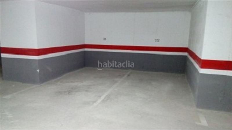 Foto fe2a0c34-d635-4229-b43e-0ee58ef7c49b. Aparcament cotxe a Segorbe