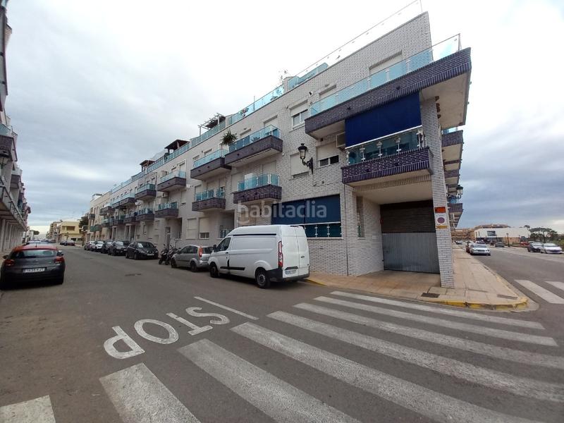 Foto eeaa899b-687d-49db-b725-2a786d1dd89e. Aparcament cotxe a Rafelbunyol