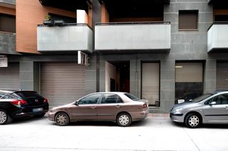 Aparcament cotxe  C/ comerç. Solvia inmobiliaria  garaje alcarràs