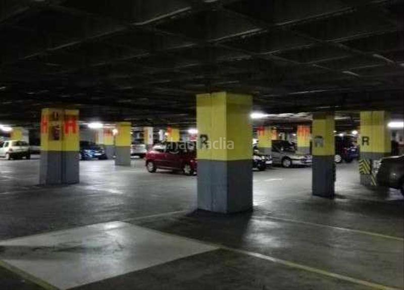 Foto 10e1a2f8-b3be-49e3-916a-f0c13b4846a9. Aparcament cotxe a Centro Palencia