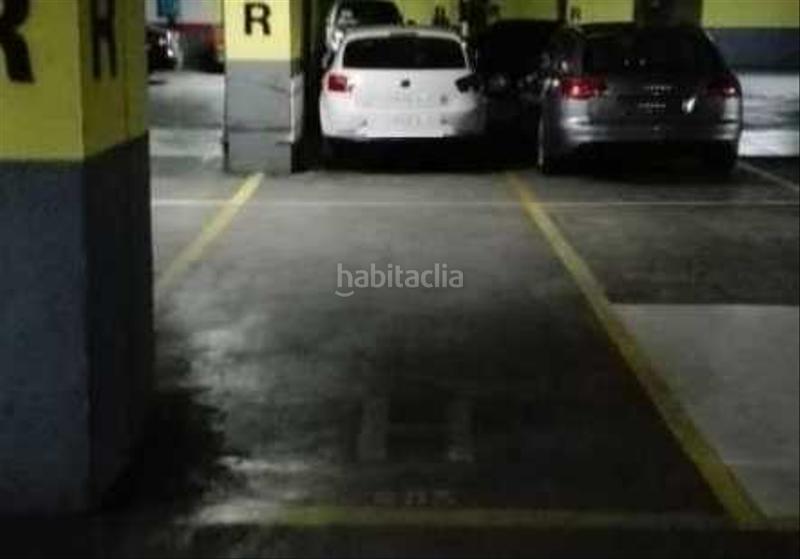 Foto 6b0efa0e-d57d-4ef9-8886-65588133f6f6. Aparcament cotxe a Centro Palencia