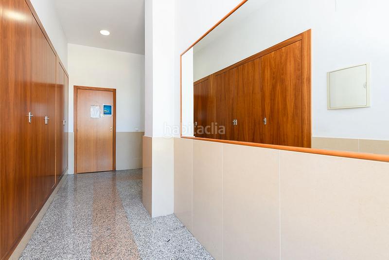 Foto c75c9a61-3762-41f8-83b4-26c1625e7685. Aparcament cotxe a Vall d´Uixó (la)