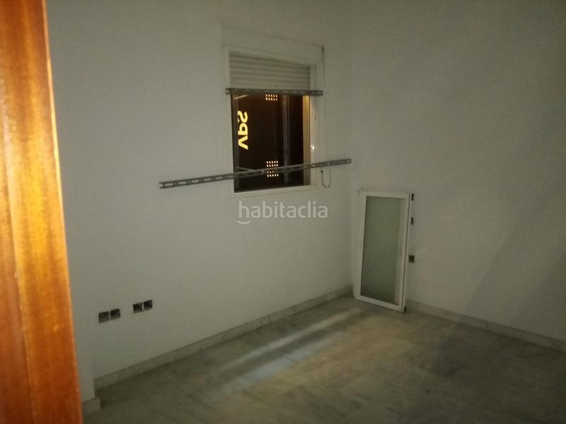 Foto 3097de7e-b224-43c1-a913-0d8220a9d058. Parking coche solvia inmobiliaria garaje en Alcalá del Río