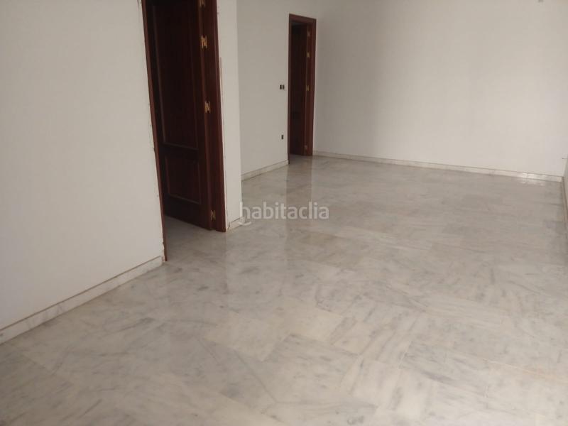 Foto 9da5180c-95d6-4446-abb4-2c14fa1e0f82. Parking coche solvia inmobiliaria garaje en Alcalá del Río