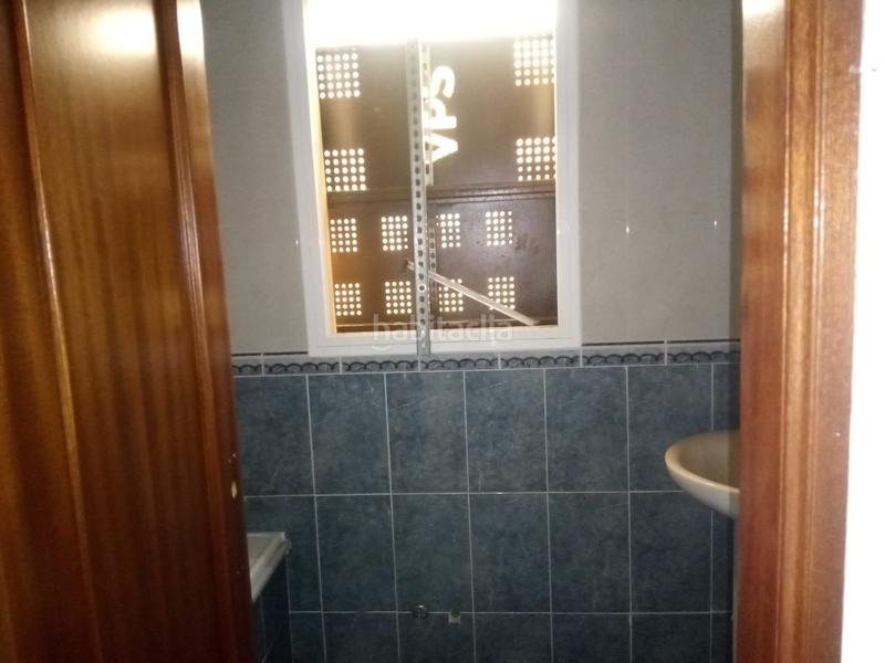 Foto b8a3f039-a429-407e-b72a-466b2c553079. Parking coche solvia inmobiliaria garaje en Alcalá del Río