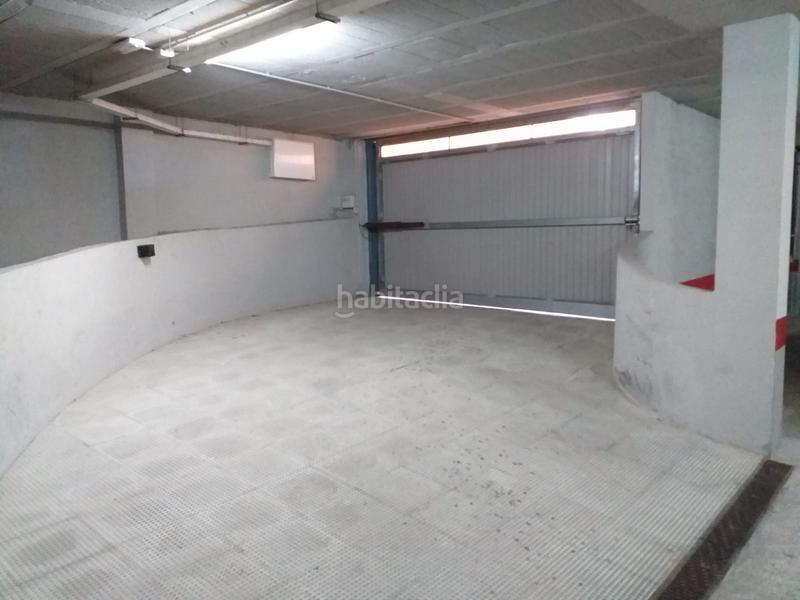 Foto a54d4abf-e313-428b-bcaa-98f16e2fbc7f. Parking coche solvia inmobiliaria garaje en Las Cabañuelas Vícar