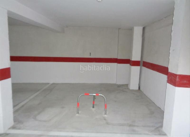 Foto 82658e2e-6d78-447c-a5c6-a69c9247afdd. Aparcament cotxe a Xaló