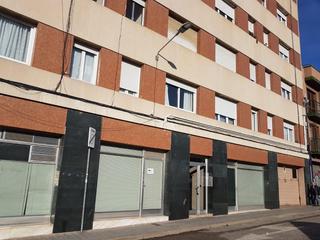 Parking coche  C/ can puiggener. Solvia inmobiliaria  garaje sabadell