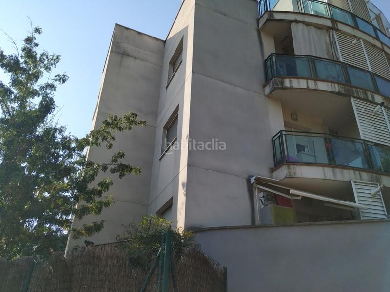 Foto 3f358a57-b7b1-44b4-94f0-3b21329577c5. Aparcament cotxe a Torrelles de Llobregat