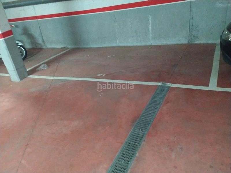 Foto e9869bd7-0837-4459-901c-21a296f40ead. Aparcament cotxe a Torrelles de Llobregat